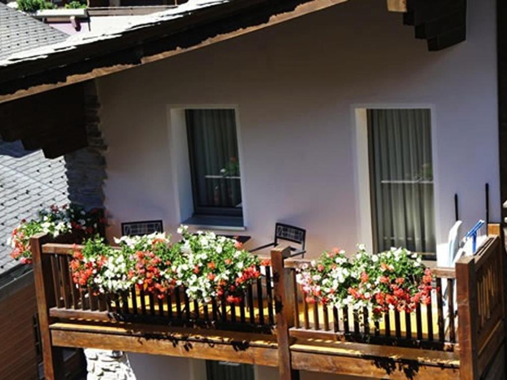 Alpine Lodge Zermatt Eksteriør bilde